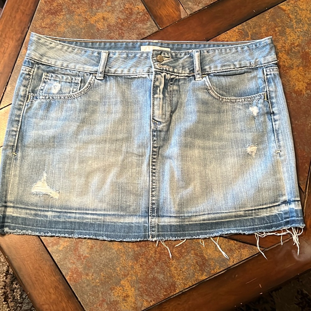 Old Navy denim mini size 12. NWOT.